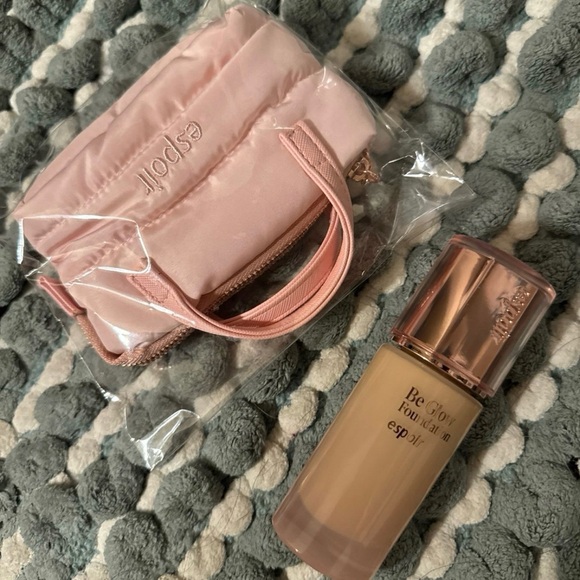 Espoir Be Glow Foundarion Roselight Edition - Picture 4 of 4